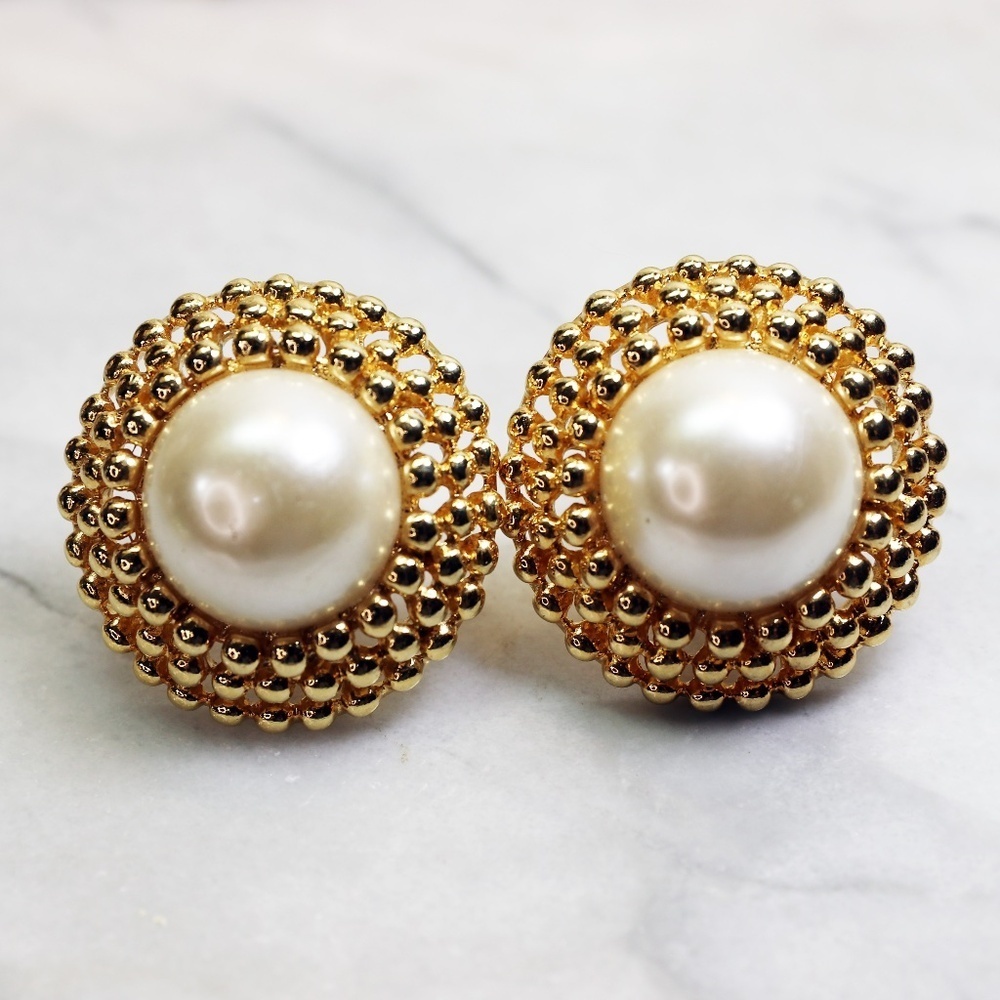 Pearl Earrings - Massive Gold Caviar Clip-on Vintage Luxury Timeless Bridal Gift - Picture 6 of 13